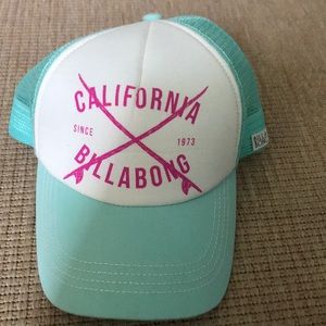 SnapBack mesh billabong hat